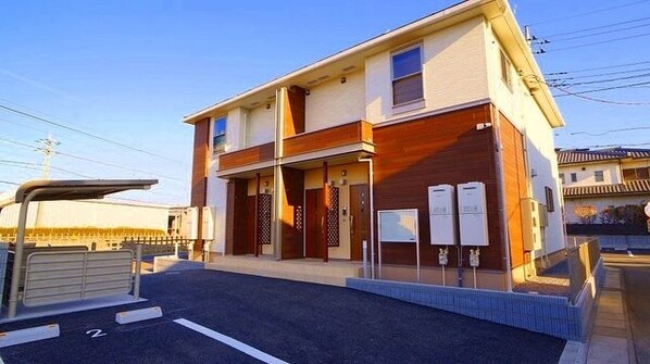 アニバーサリーの物件外観写真